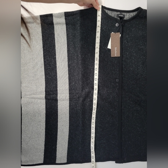 Modena Charcoal Grey Academia Blocky Striped Snap Button Front Ruana - Picture 5 of 8